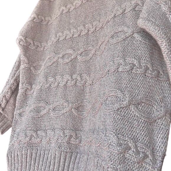 Womens NWT New York & Co Soho Metallic Cable Long Sleeve V-Neck Sweater - Size: - Picture 12 of 15